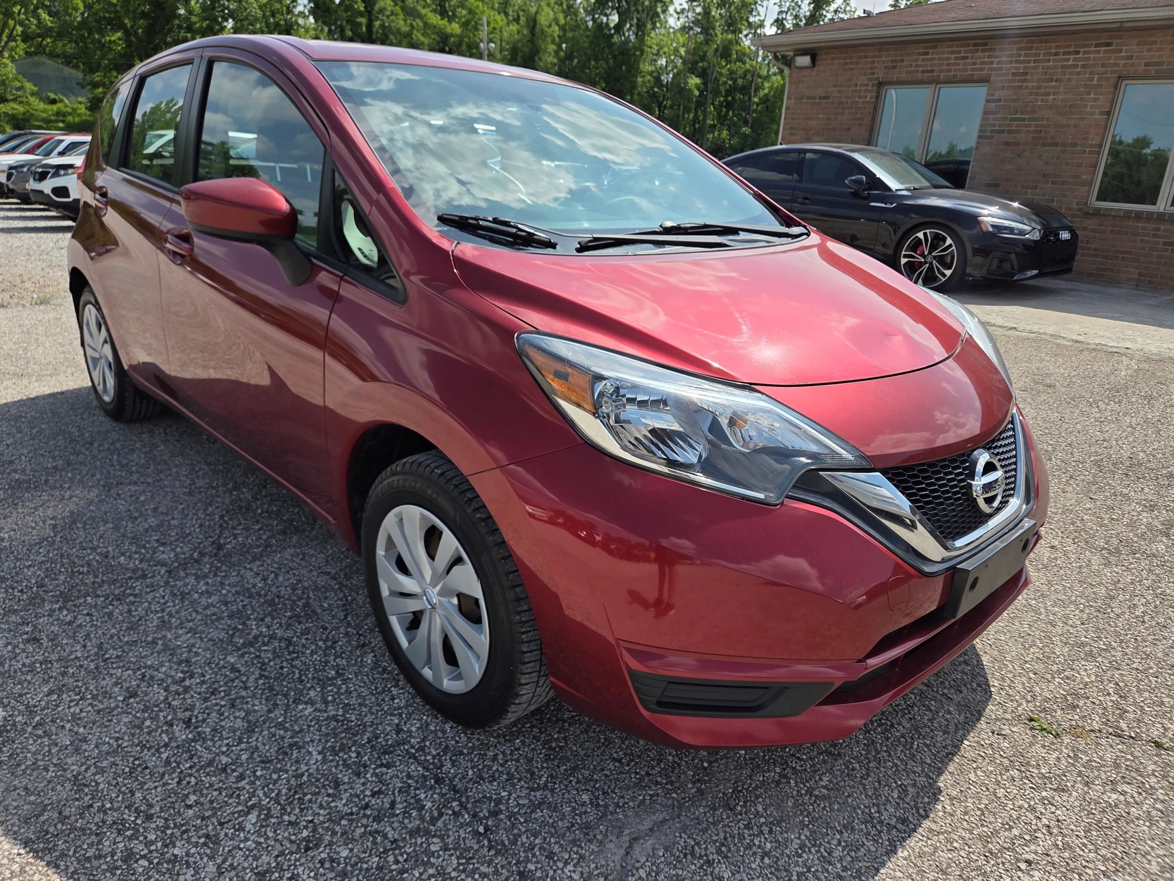 Used 2017 Nissan Versa Note S Plus FWD image 3