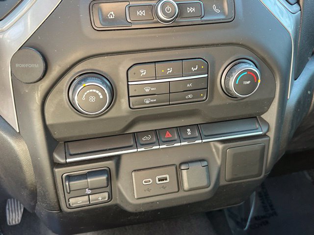 Used 2021 Chevrolet Silverado 2500 Custom w/ Custom Value Package AWD/4WD image 5