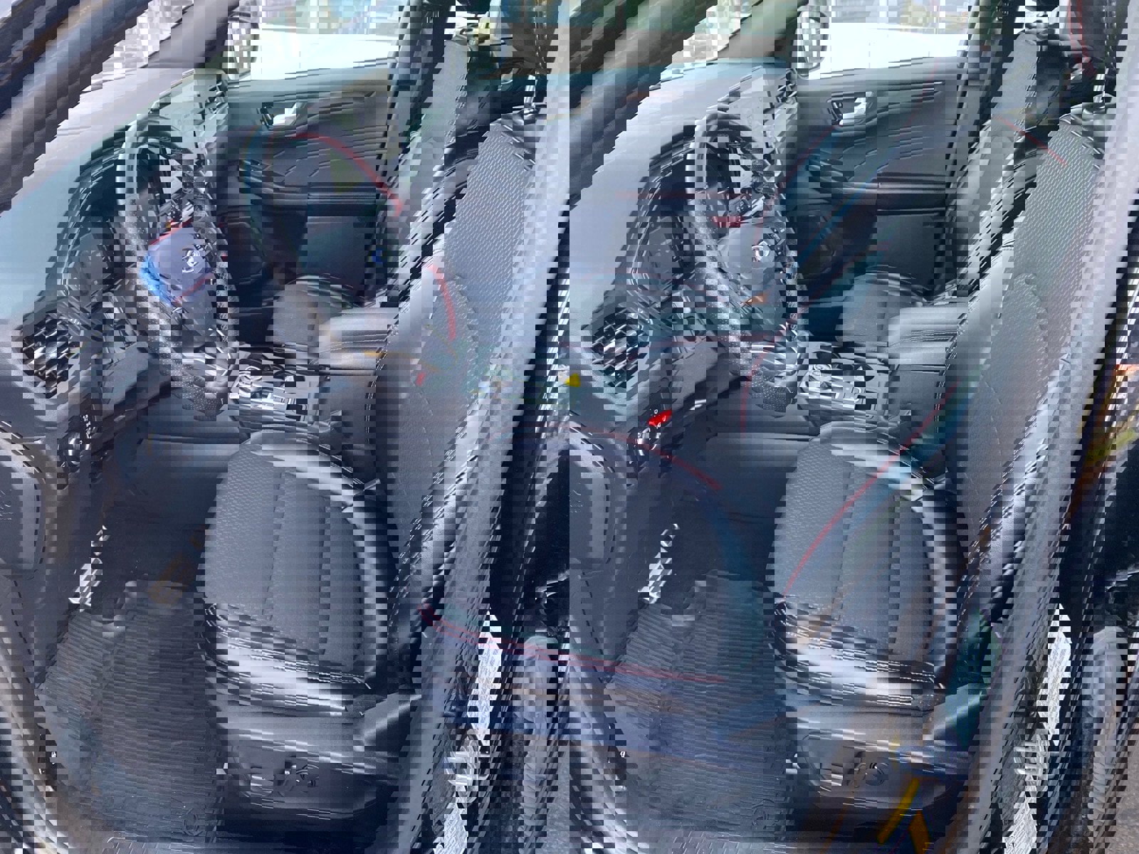 Used 2024 Ford Escape ST-Line w/ Tech Pack #1 AWD/4WD image 9