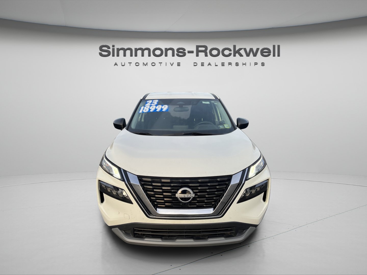 Used 2023 Nissan Rogue S AWD/4WD image 8