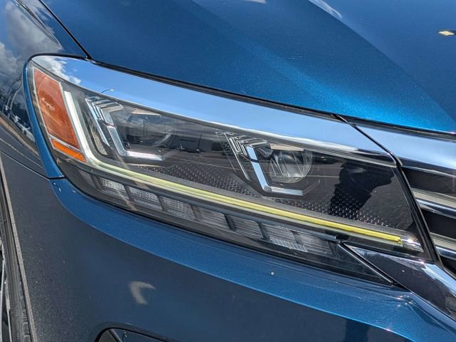 Used 2020 Volkswagen Passat 2.0T R-Line FWD image 10