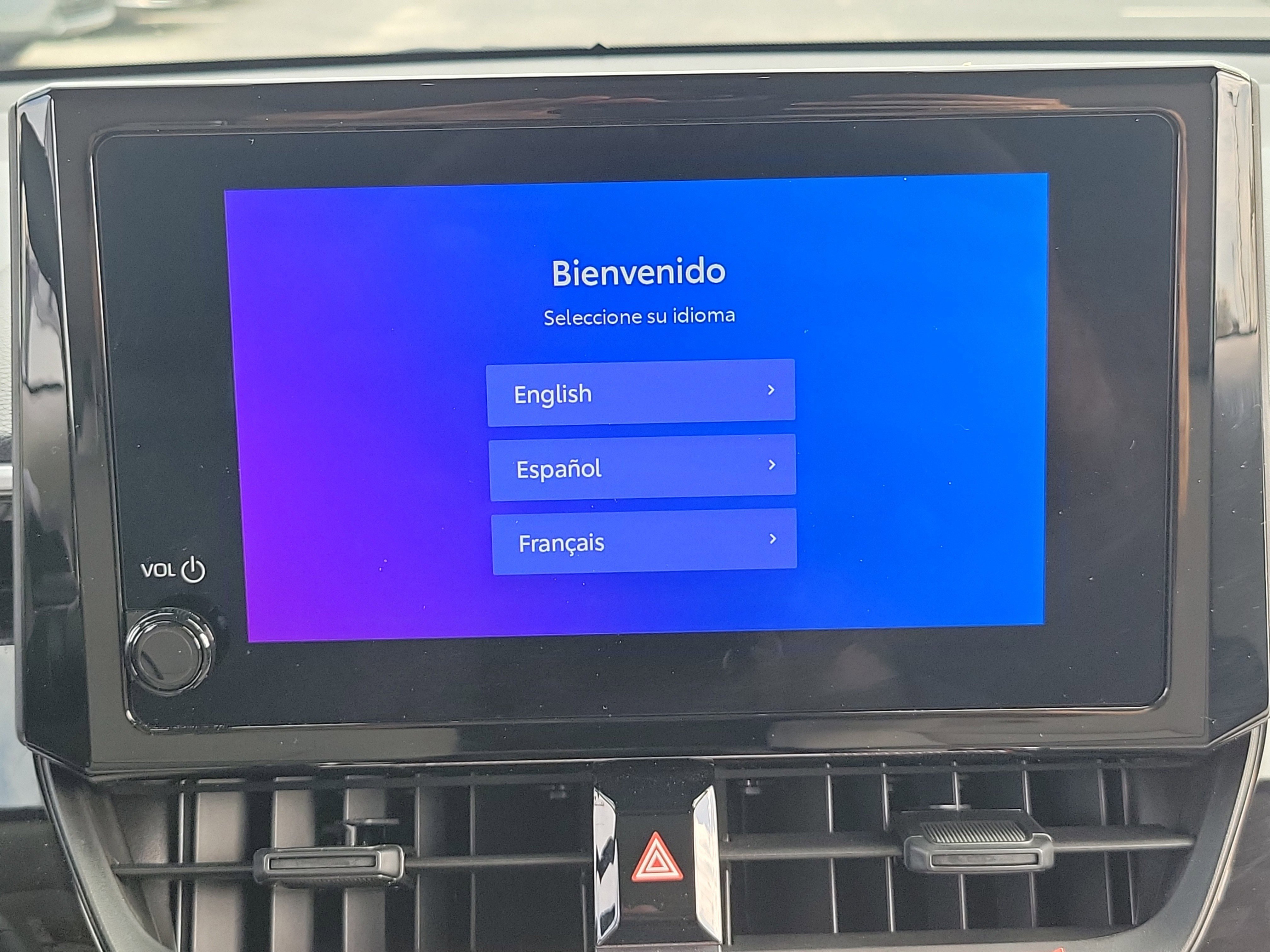 Used 2025 Toyota Corolla Cross LE image 17