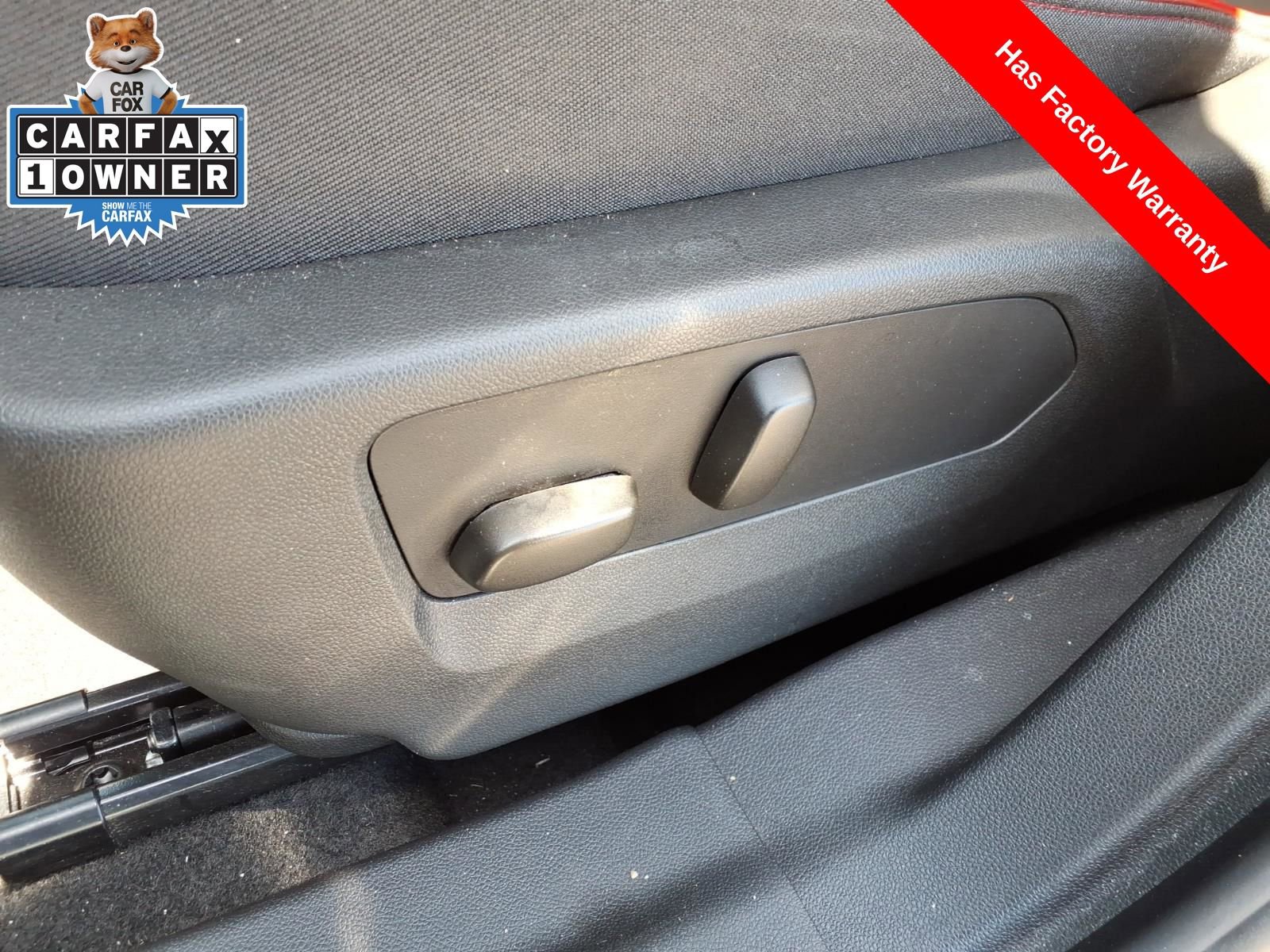 Used 2023 Buick Envision Essence w/ Sport Touring Package image 17