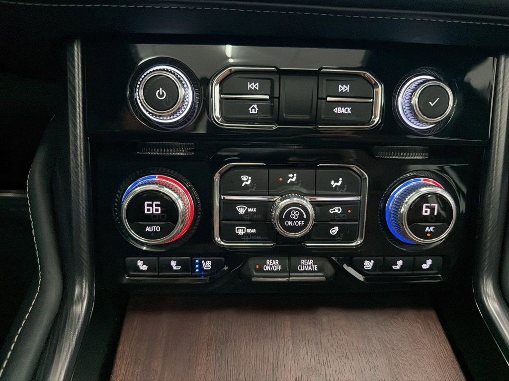 Used 2023 GMC Yukon Denali Ultimate image 39