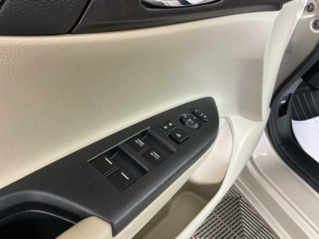 Used 2013 Honda Accord EX-L image 12