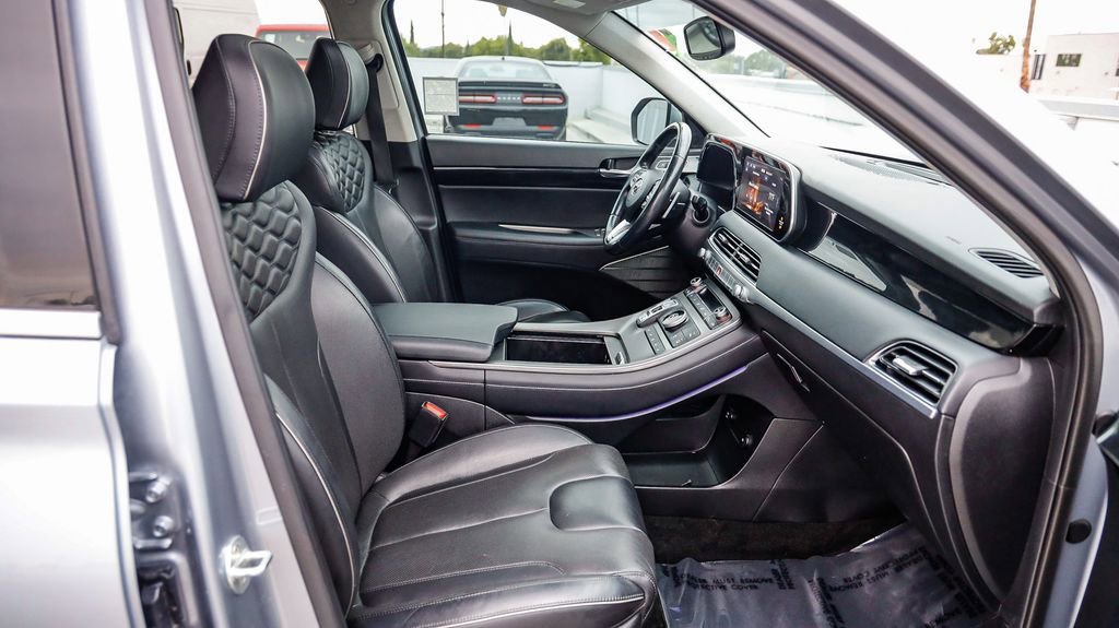 Used 2021 Hyundai Palisade Limited image 18
