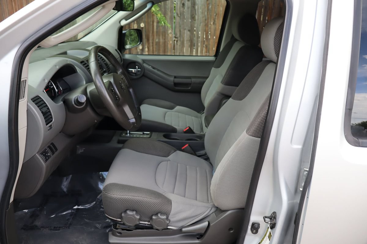 Used 2006 Nissan Xterra SE w/ (W94) Tow Pkg AWD/4WD image 19