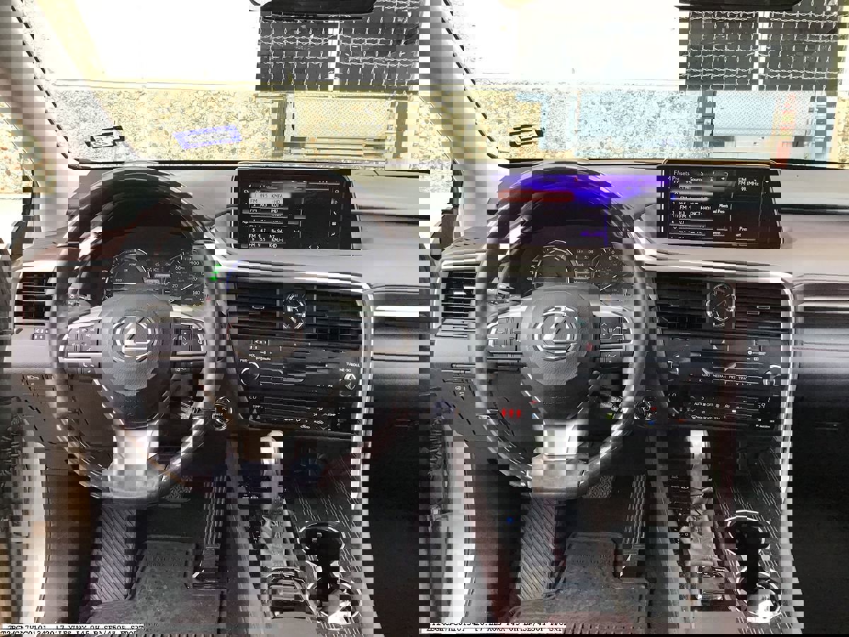 Used 2017 Lexus RX 450h AWD image 12