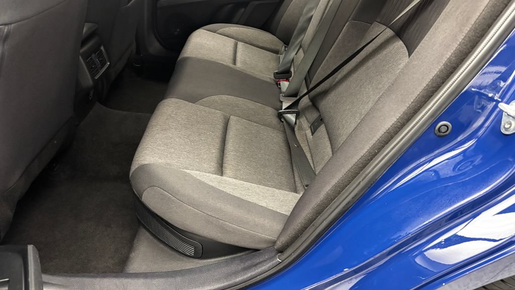 Used 2025 Toyota Camry LE FWD image 33