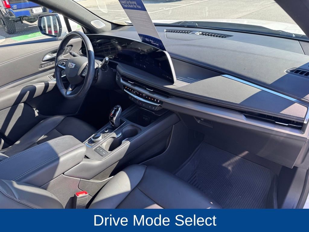 Used 2024 Cadillac XT4 Premium Luxury image 22