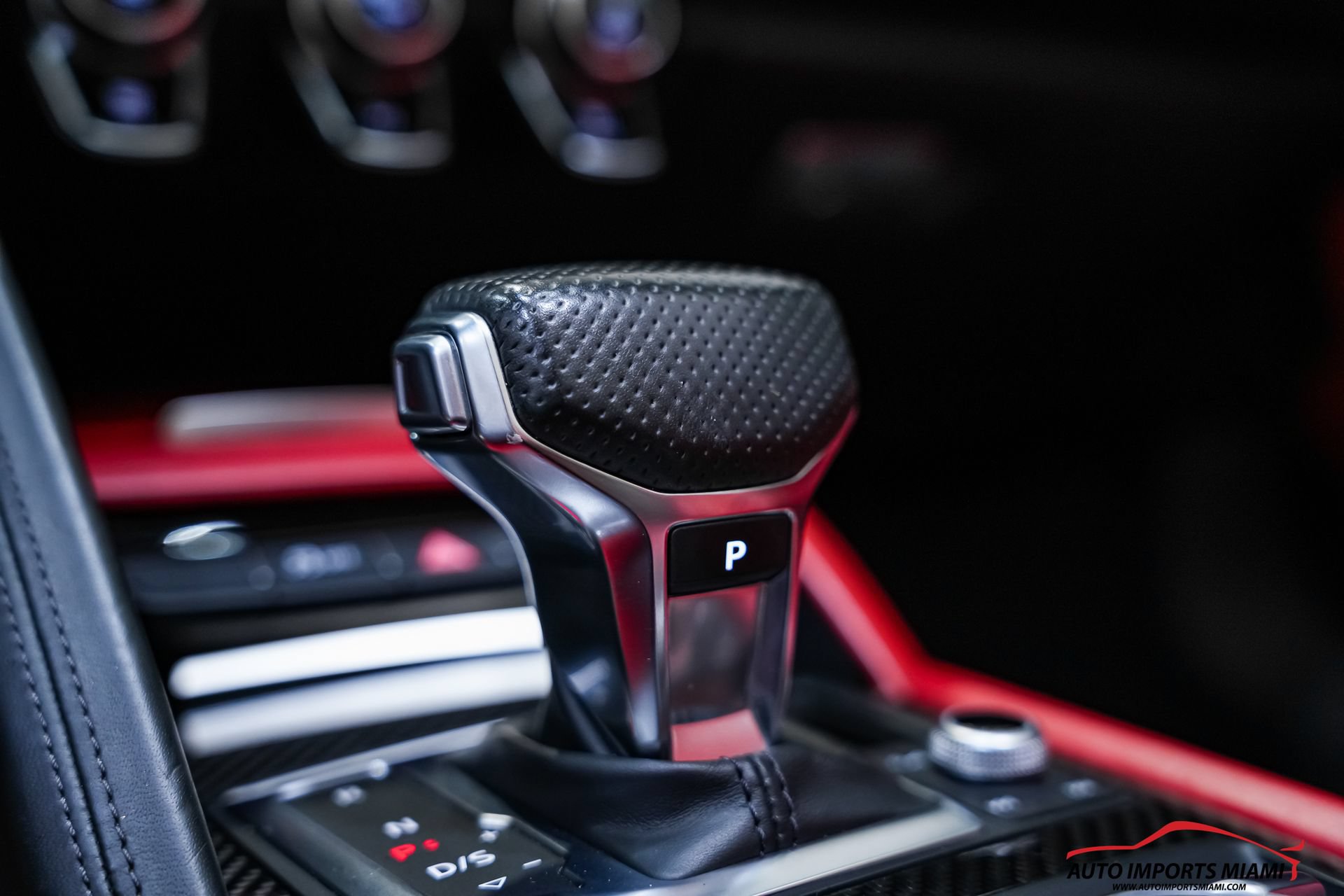 Used 2018 Audi R8 V10 w/ Carbon Exterior Package AWD/4WD image 74