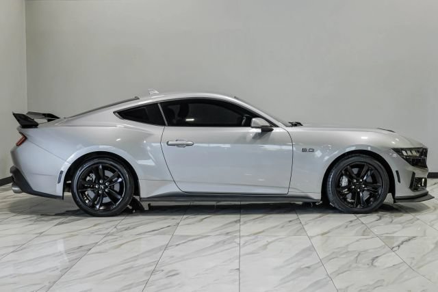 Used 2024 Ford Mustang GT RWD image 10