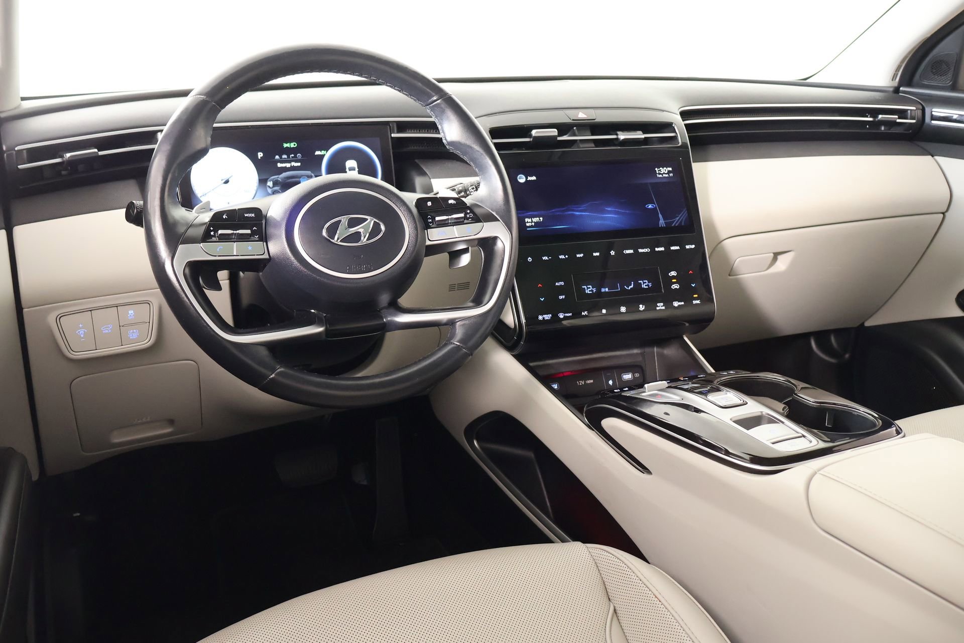 Used 2022 Hyundai Tucson Limited image 2