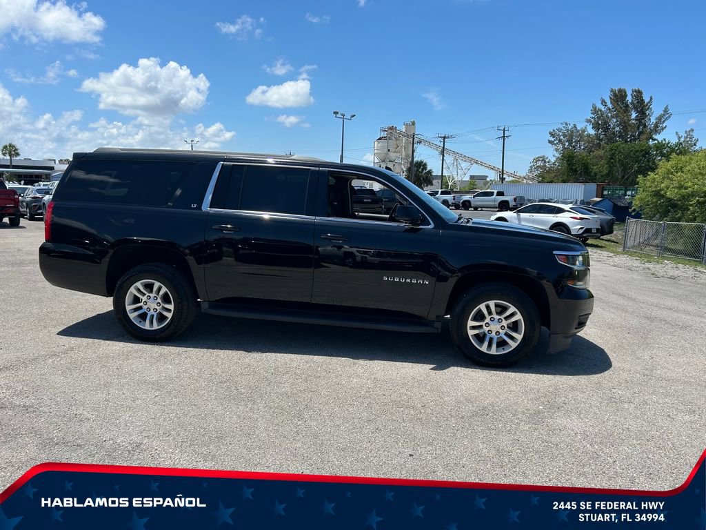 Used 2020 Chevrolet Suburban LT AWD/4WD image 4