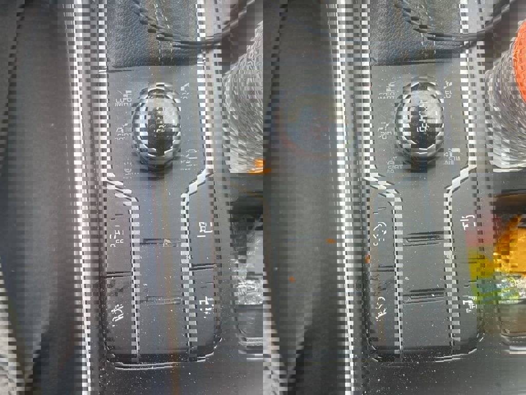 Certified 2022 Kia Sorento S image 13