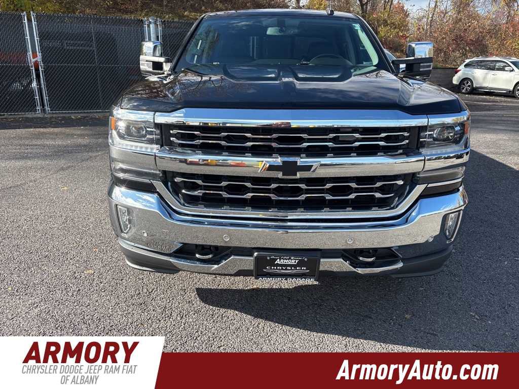 Used 2018 Chevrolet Silverado 1500 LTZ w/ LTZ Plus Package image 2