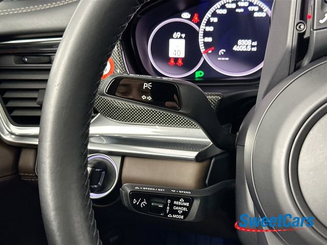 Used 2022 Porsche Panamera GTS image 20