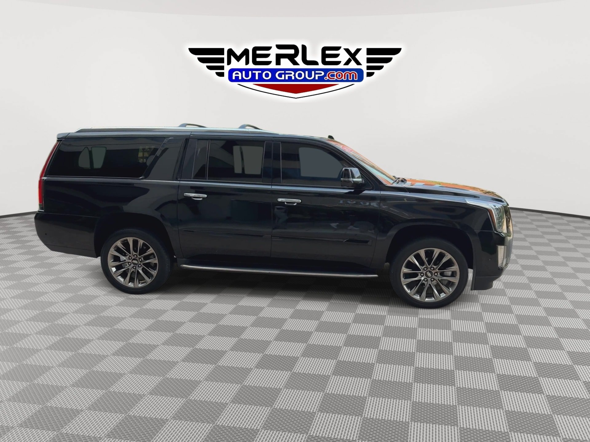 Used 2020 Cadillac Escalade ESV Luxury w/ Escalade Sport Edition AWD/4WD image 9