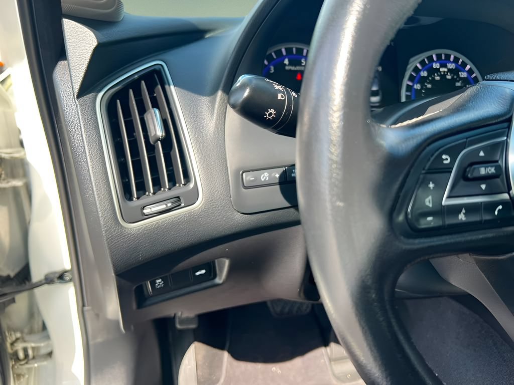 Used 2023 INFINITI Q50 Luxe AWD/4WD image 21