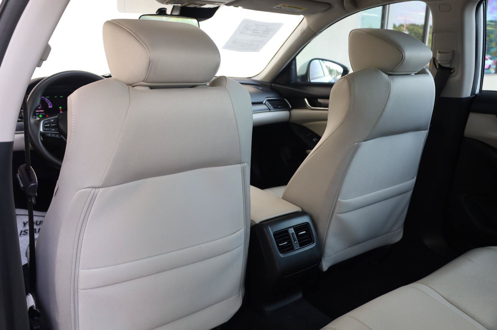 Used 2019 Honda Accord EX image 23