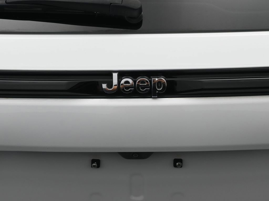 New 2025 Jeep Gladiator Sport AWD/4WD image 16