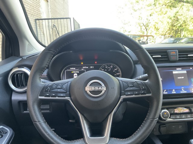 Used 2024 Nissan Versa SR FWD image 21