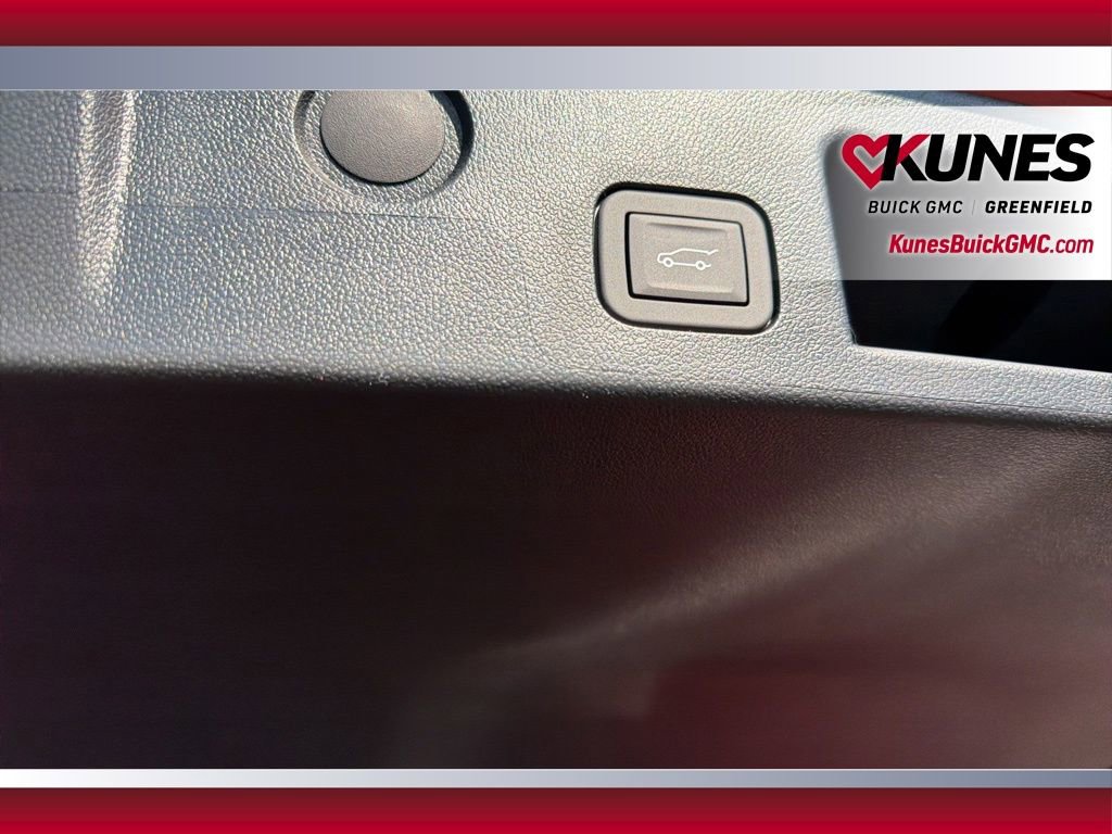 New 2026 GMC Terrain Elevation w/ Elevation Premium Package image 40