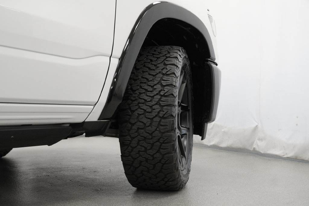 Certified 2026 RAM 1500 Laramie AWD/4WD image 15