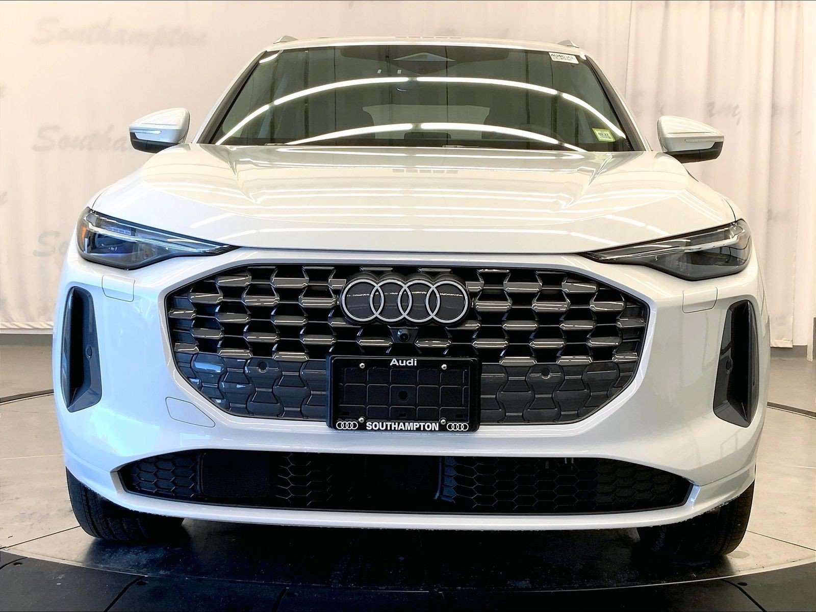 Certified 2025 Audi Q5 Premium w/ Premium Plus AWD/4WD image 2