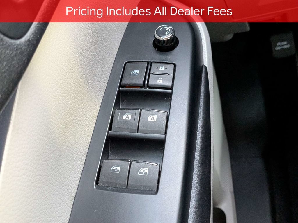Used 2016 Toyota Highlander XLE FWD image 27