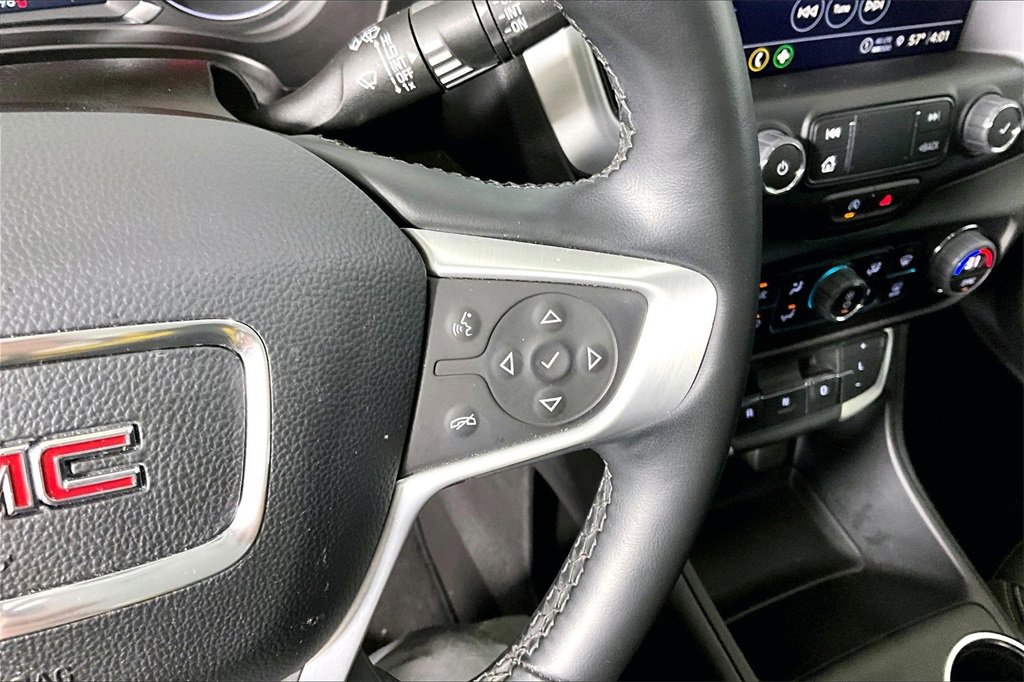 Used 2024 GMC Terrain SLT image 15
