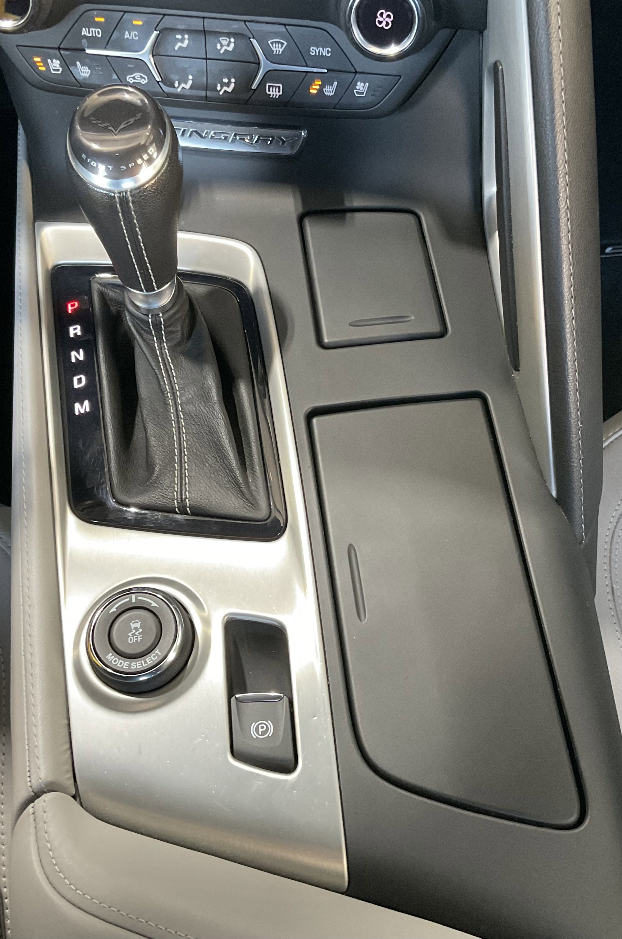 Used 2016 Chevrolet Corvette Stingray Coupe w/ 2LT Preferred Equipment Group RWD image 23