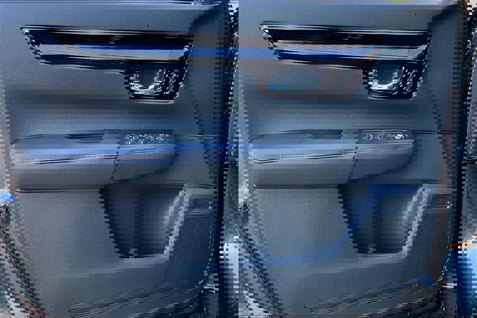 Used 2026 Honda CR-V Sport Touring image 22