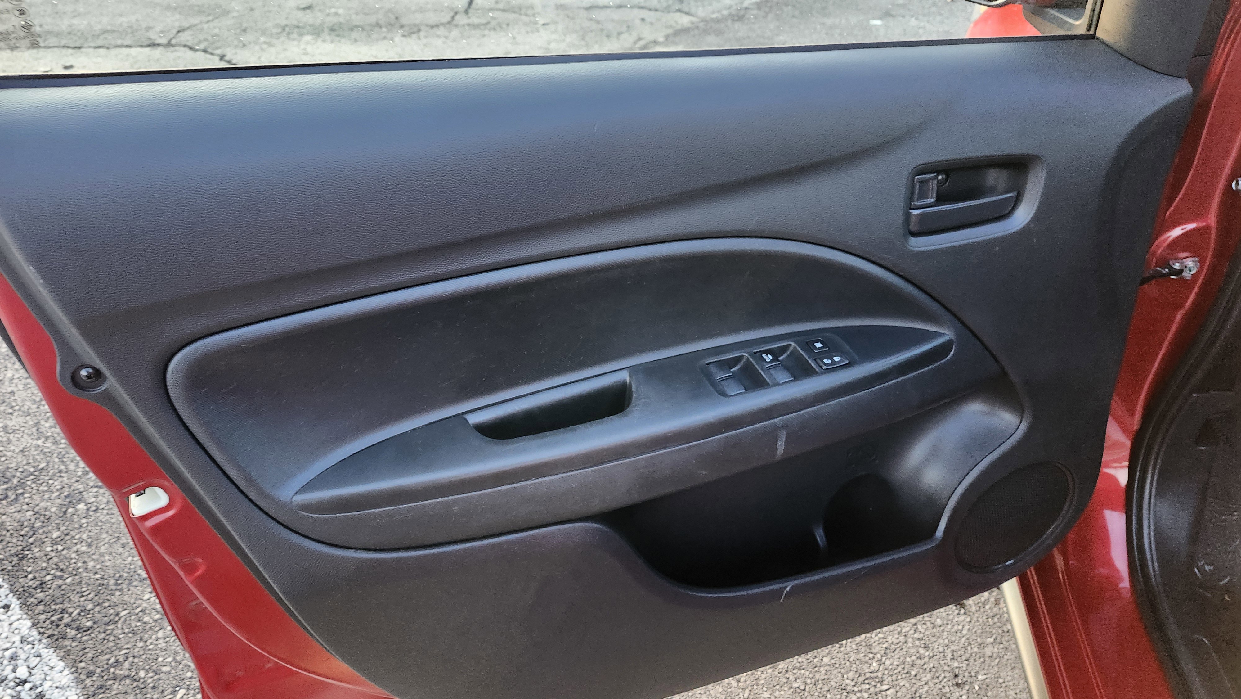 Used 2022 Mitsubishi Mirage ES image 21