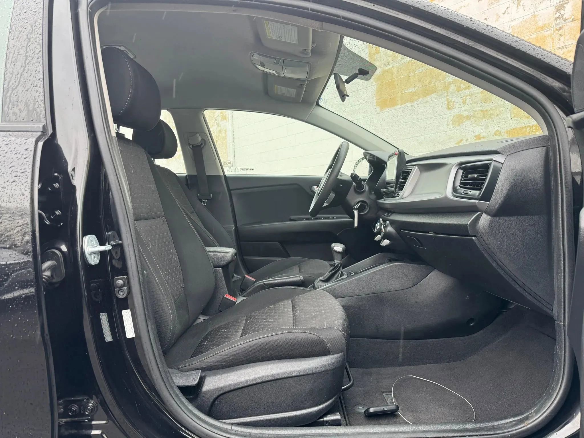 Used 2021 Kia Rio S image 12