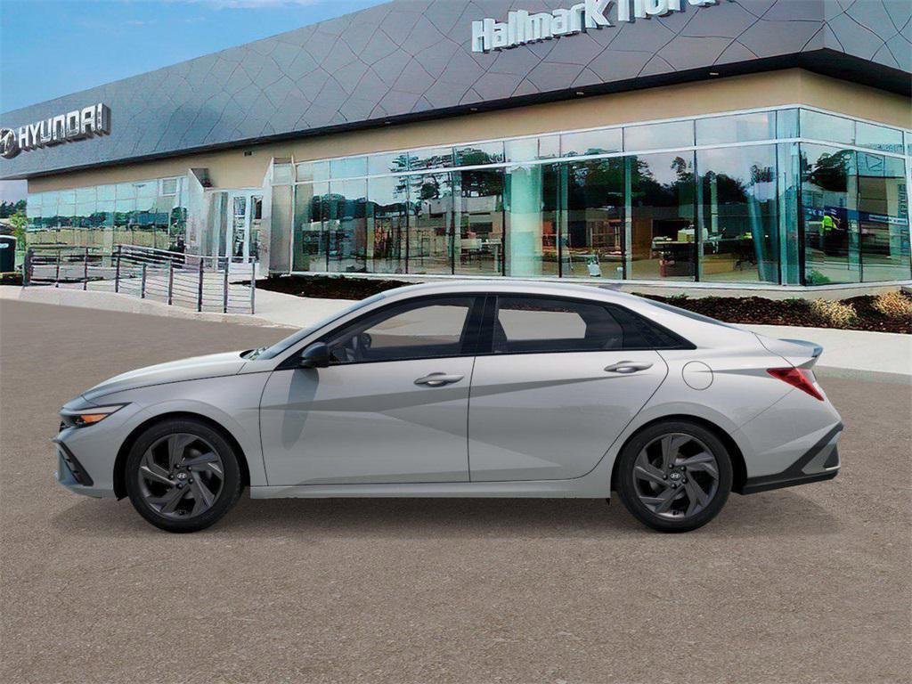 New 2026 Hyundai Elantra Sport image 3