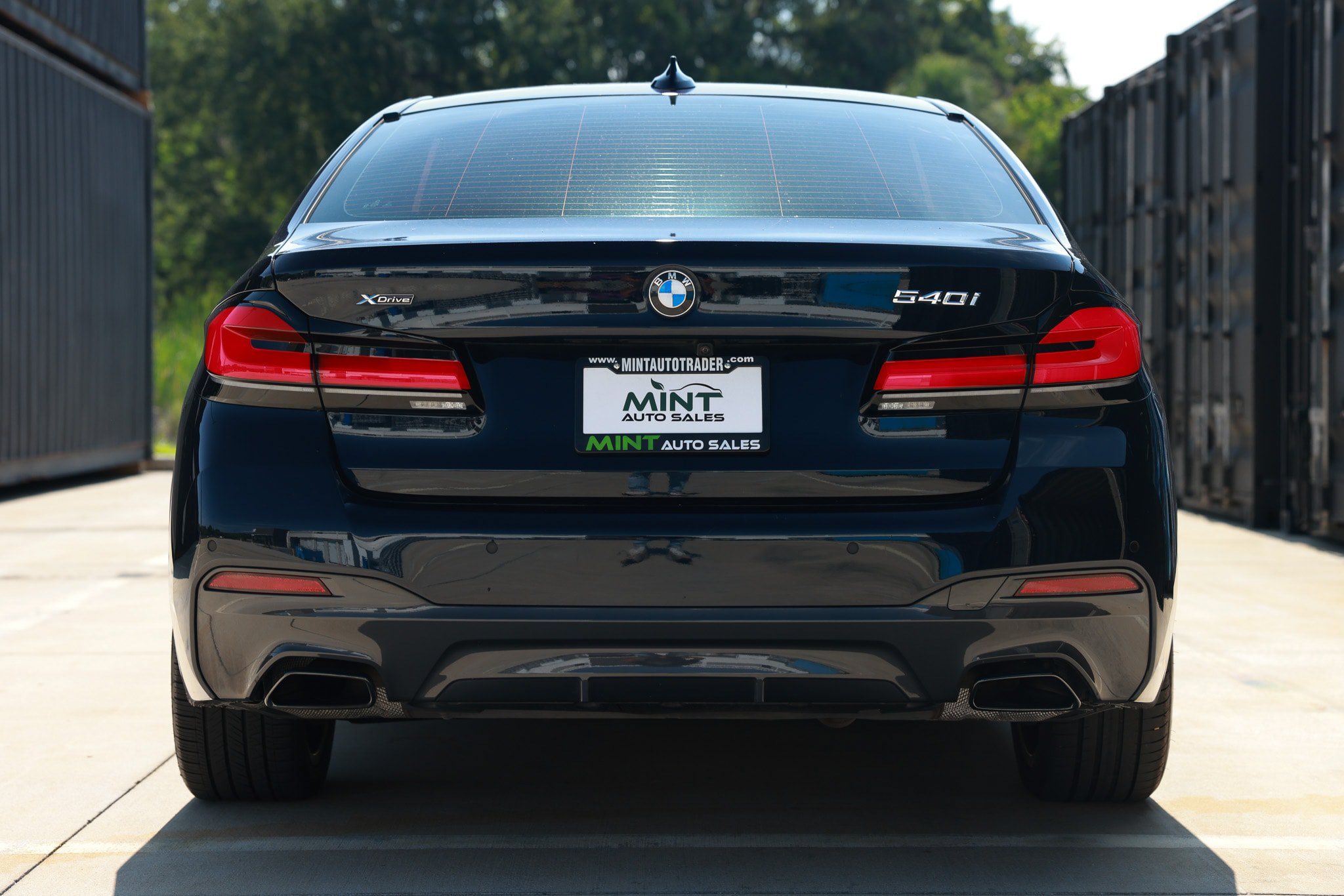 Used 2022 BMW 540i xDrive w/ Executive Package AWD/4WD image 11