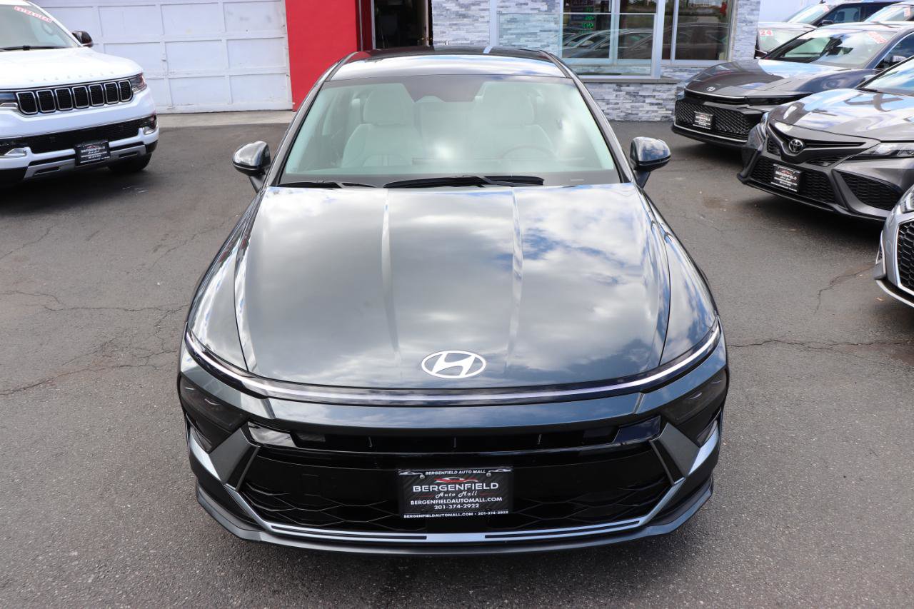 Used 2026 Hyundai Sonata Blue FWD image 9