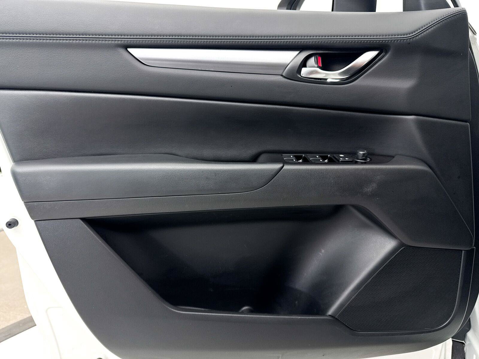 Used 2021 MAZDA CX-5 Touring FWD image 29