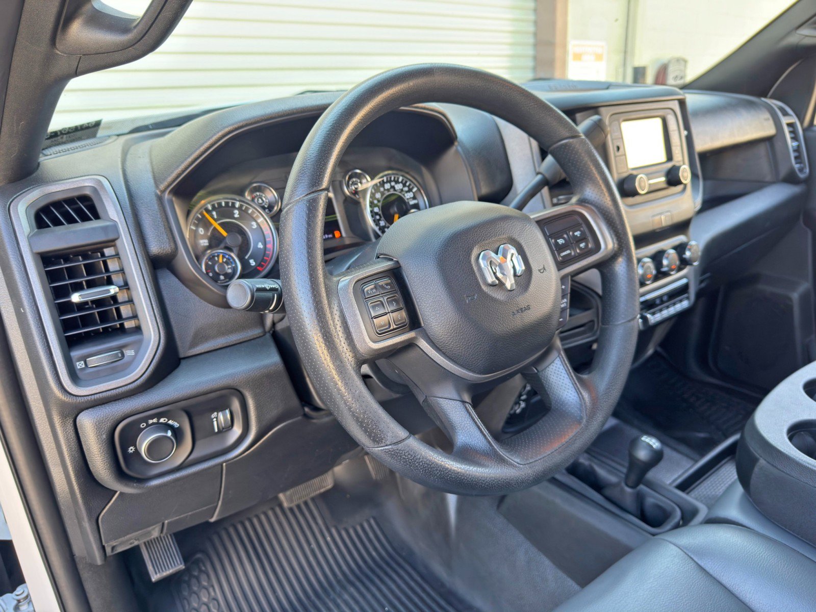 Used 2021 RAM 3500 Tradesman w/ Chrome Appearance Group AWD/4WD image 11