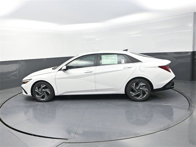 New 2026 Hyundai Elantra Limited image 5