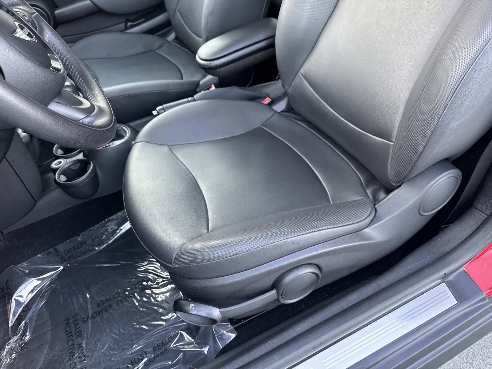 Used 2013 MINI Cooper Hardtop image 11