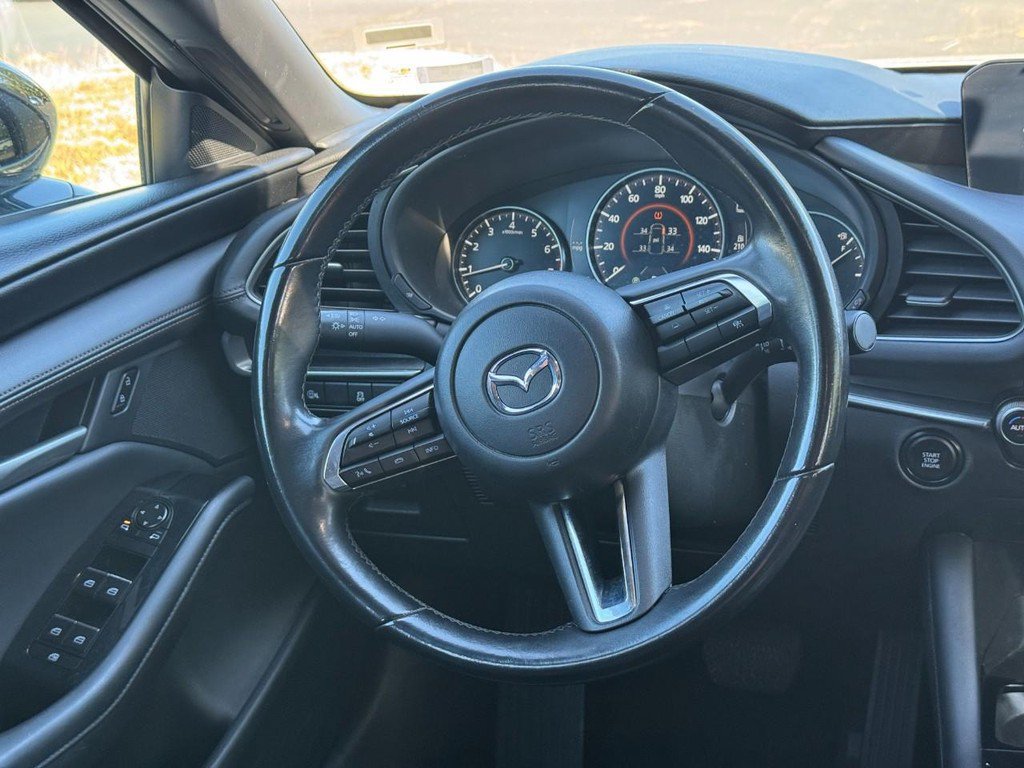 Used 2024 MAZDA MAZDA3 s FWD image 17