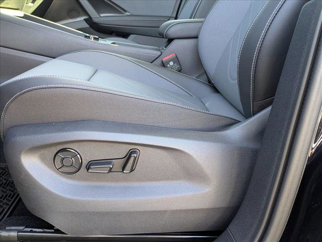 New 2026 Volkswagen Tiguan SE image 4