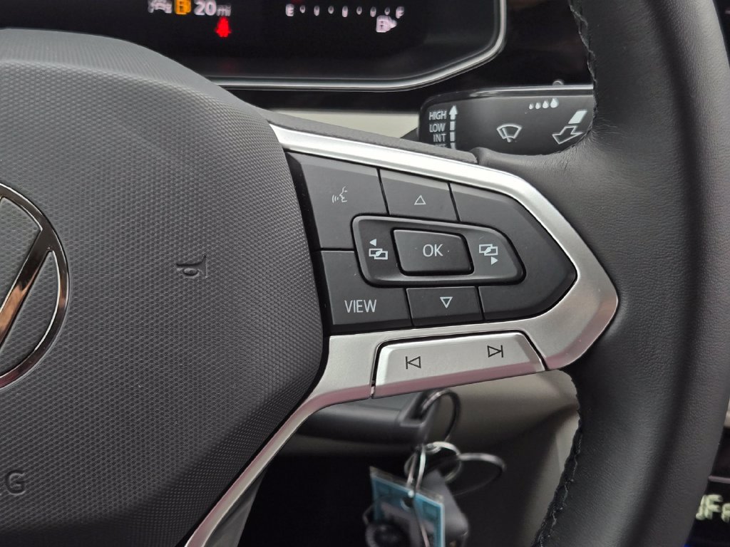 Used 2025 Volkswagen Jetta S FWD image 19