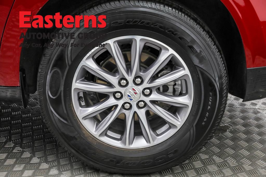 Used 2024 Buick Enclave Premium image 32