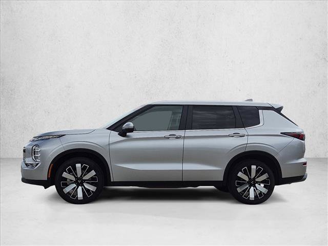 Used 2025 Mitsubishi Outlander SE AWD/4WD image 9