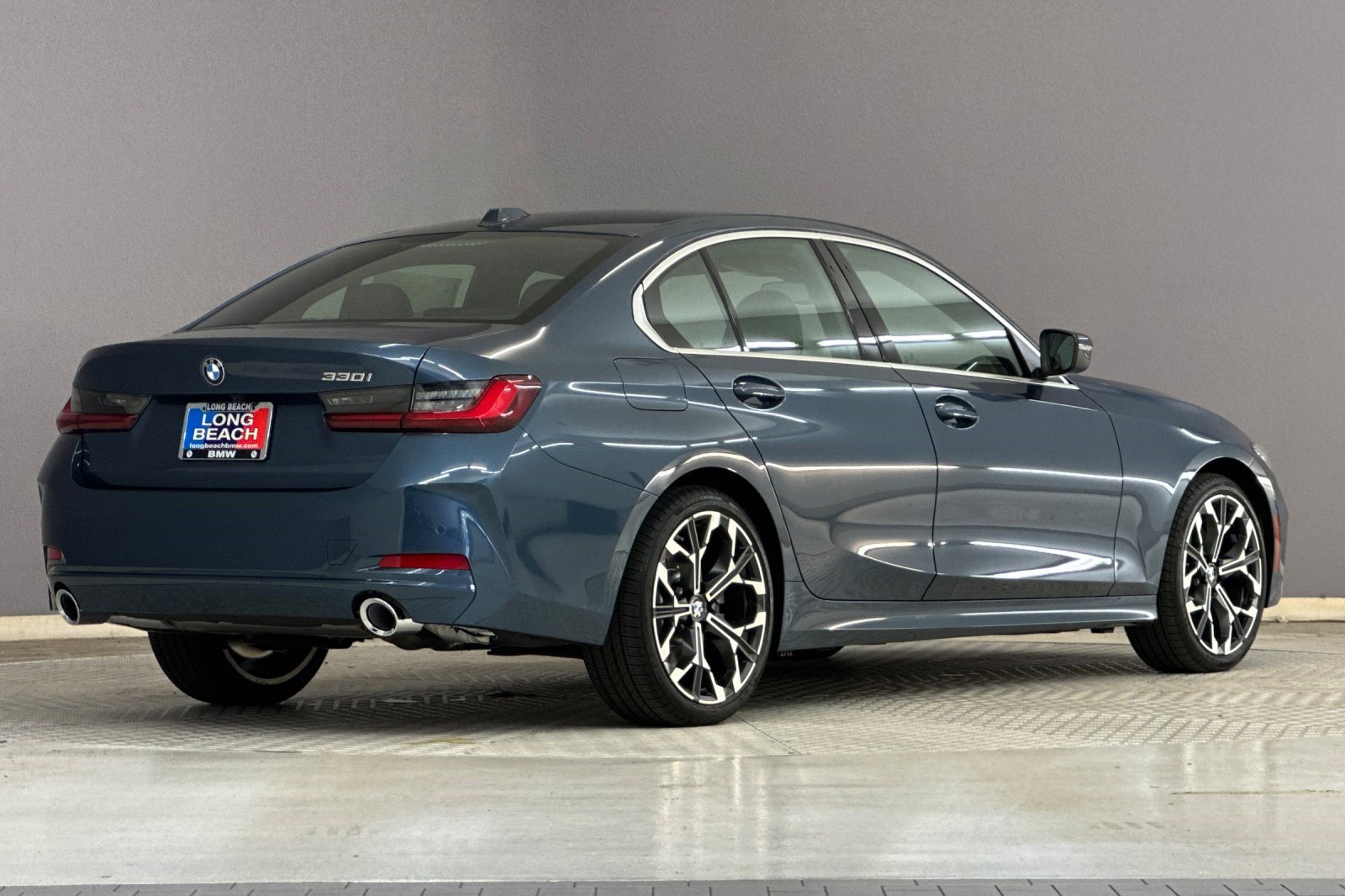 New 2026 BMW 330i Sedan w/ Premium Package image 8