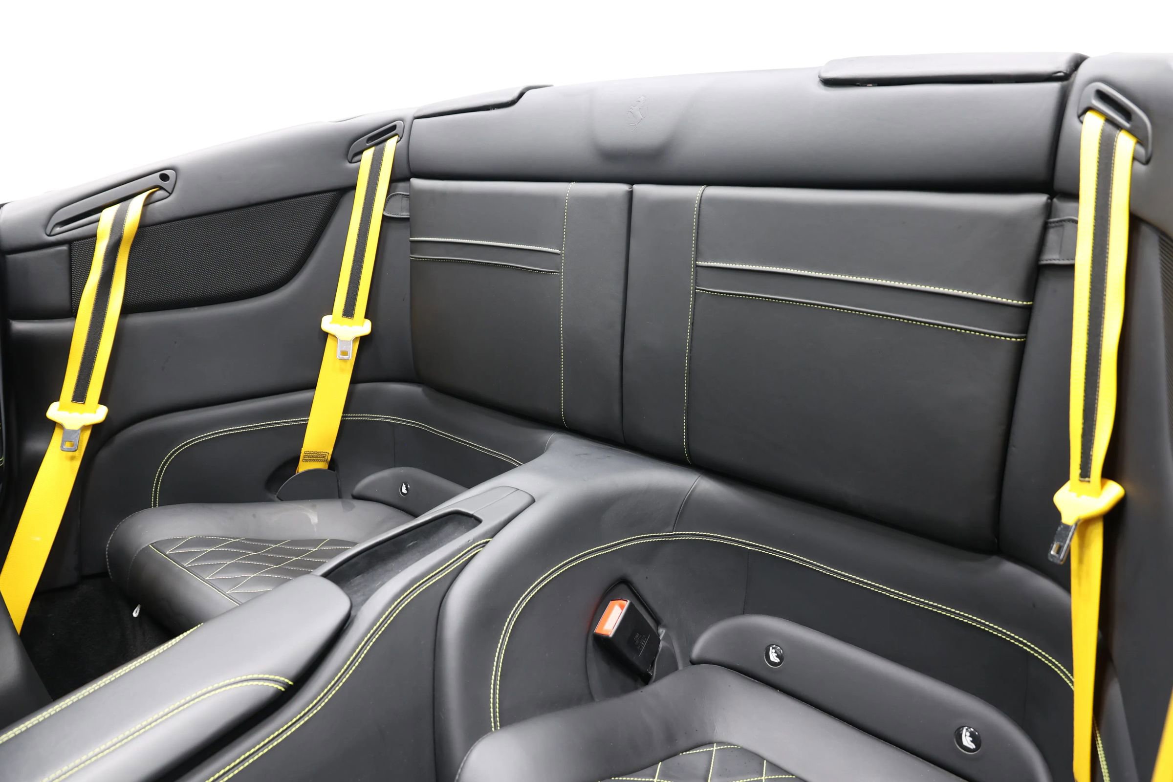 Used 2015 Ferrari California T image 4