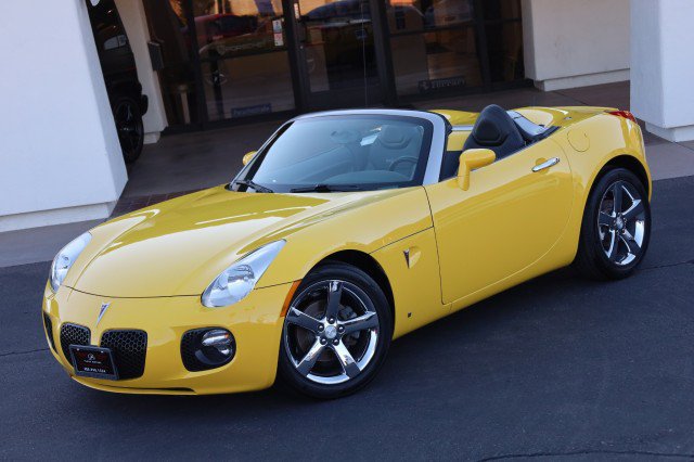 Used 2008 Pontiac Solstice GXP w/ Premium Package RWD image 4